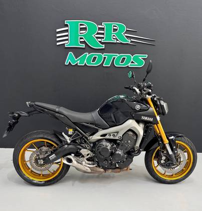 YAMAHA MT-09 
